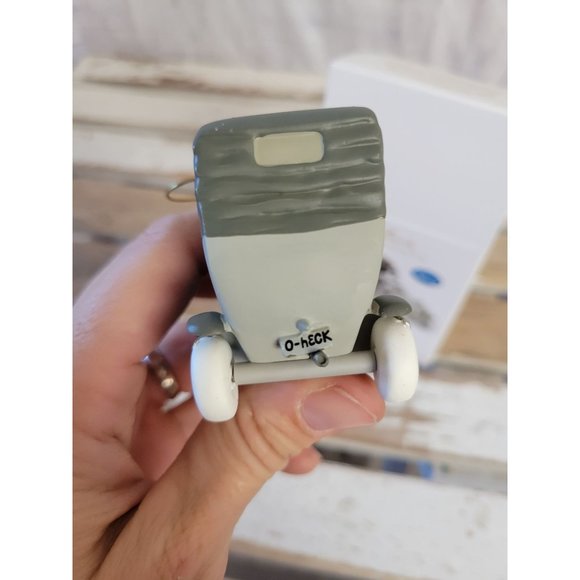 Hallmark traffic troubles Mickey mouse taxi car ornament Xmas holiday tree 2012 - Picture 6 of 9